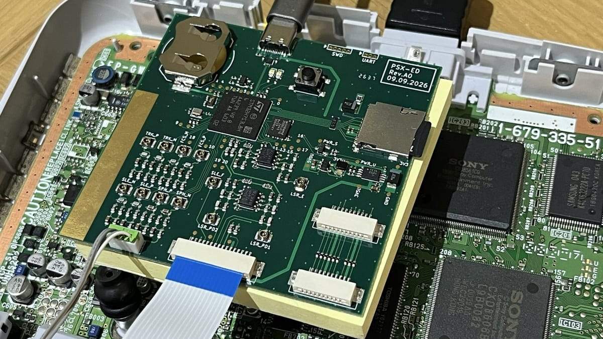 Krikzz's prototype plug-and-play optical drive emulator for the original PlayStation