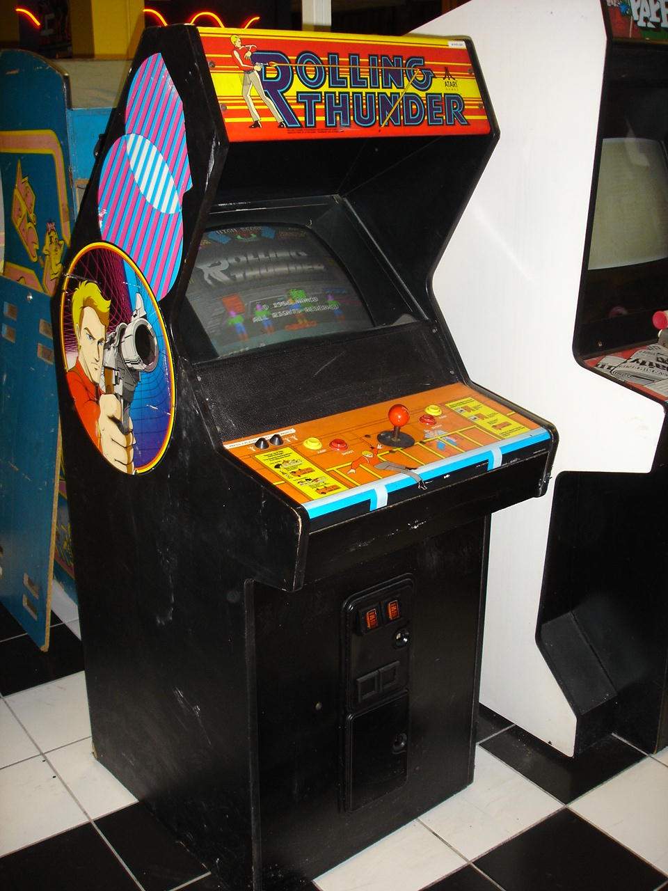 An original 1986 Rolling Thunder arcade cabinet