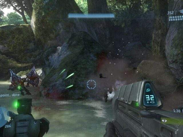 Halo 3 multiplayer gameplay — one of the 200+ Xbox 360 system-link titles Xenia Edge now supports online